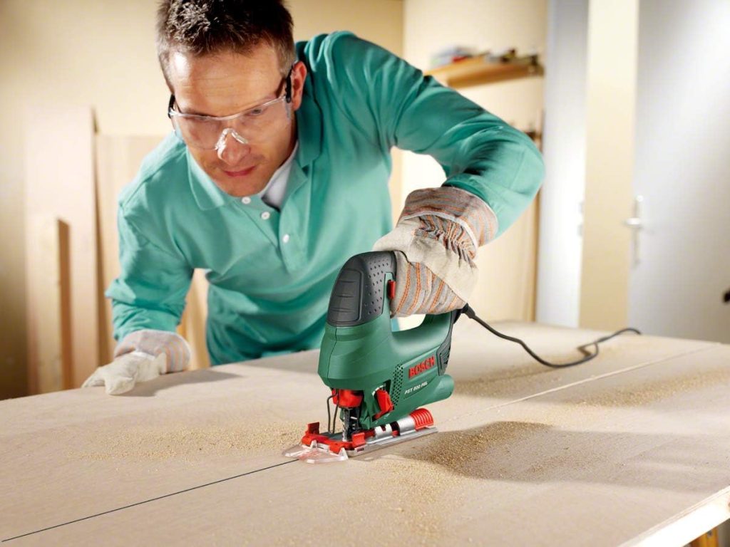 Bosch Home and Garden PST 900 PEL - Sierra de calar (620 W, en maletín)